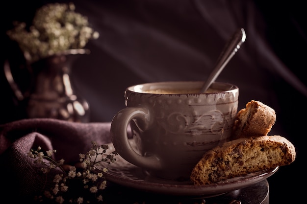Koffiebeker met bonen