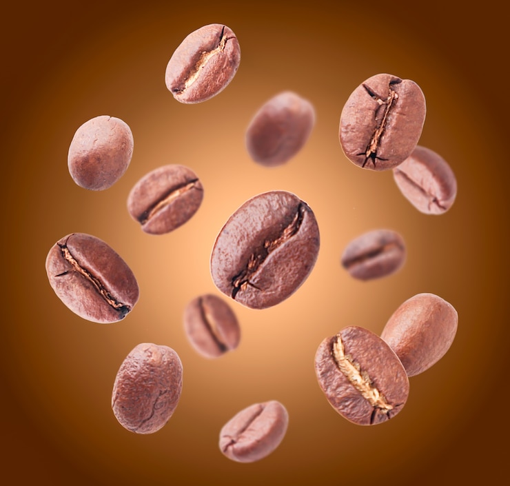 Foto koffiebonen close-up vliegen op bruin