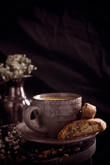 Koffiekopje met bonen