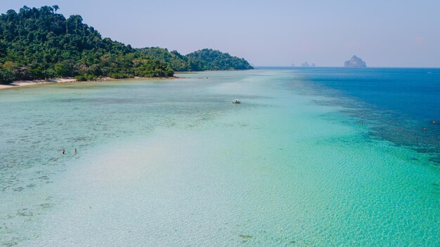 Photo koh kradan tropical island in the andaman sea trang in thailand