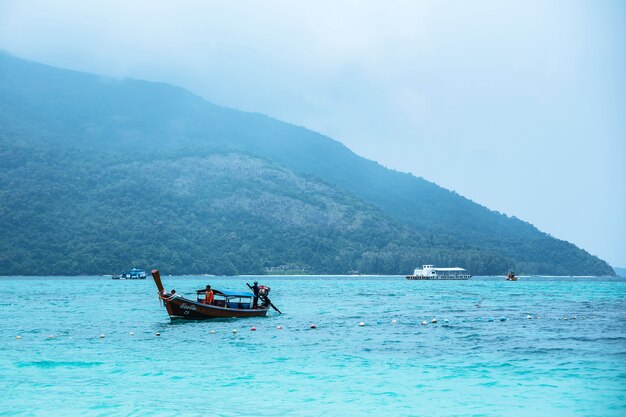 タイのリペ島の観光スポット