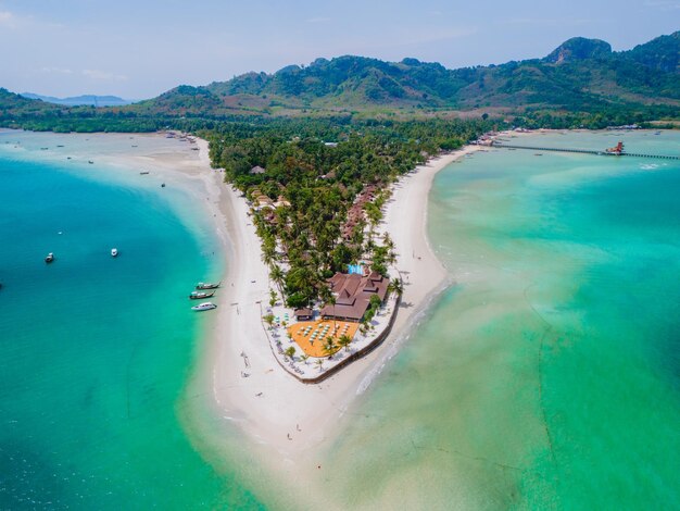 Photo koh mook tropical island in the andaman sea trang in thailand