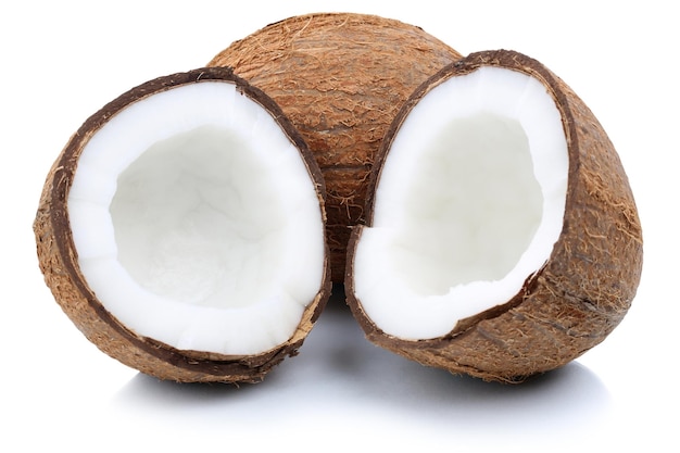 Kokosnoot kokosnoten fruit gesneden half fruit geïsoleerd op wit