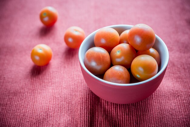 Kom verse cherry tomaten