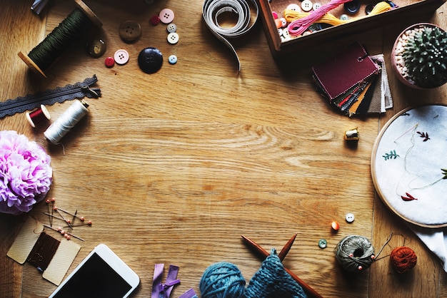 Foto kopieer de ruimte met naai-accessoires