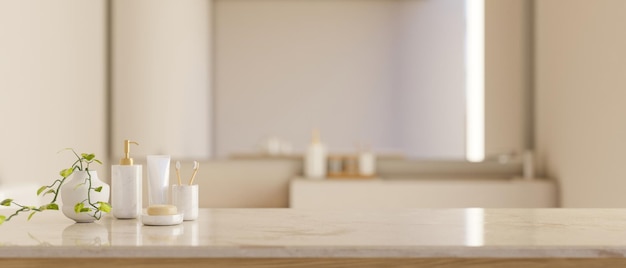 Kopieer ruimte op een wit marmeren tafelblad met badaccessoires over een onscherpe achtergrond van de badkamer