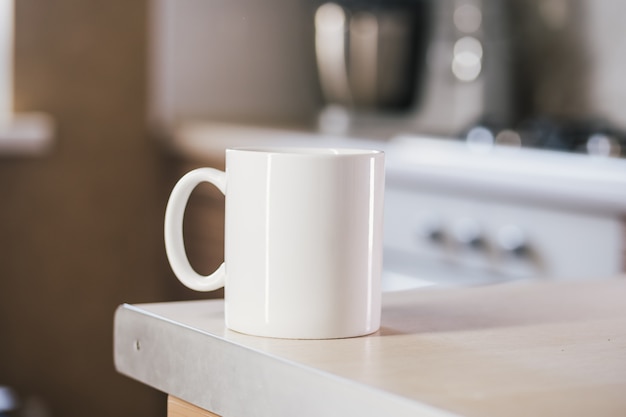 Foto kopje koffie op de tafel