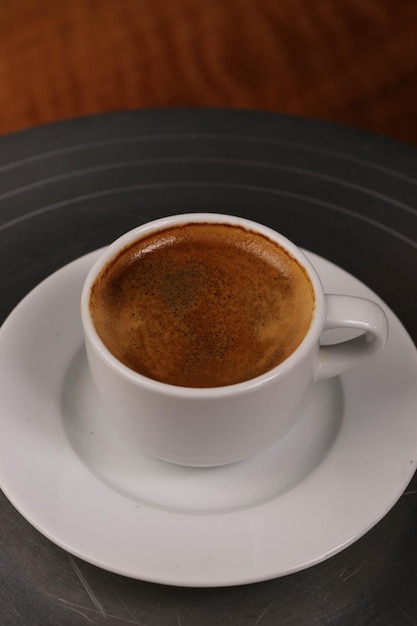 Kopje Turkse koffie op tafel