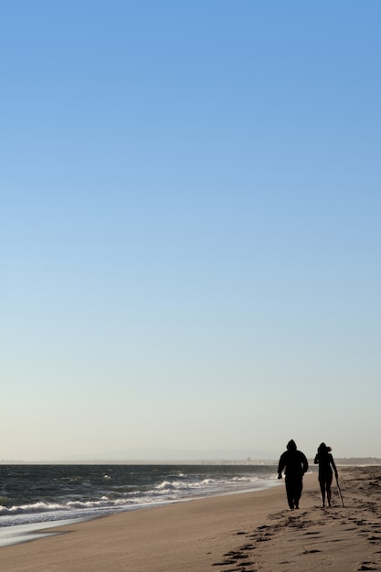 Koppel op het strand