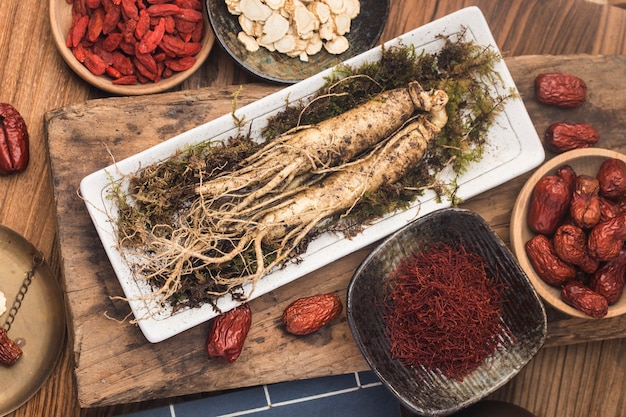 Koreaanse kruidengeneeskunde: verse ginseng