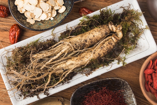 Korean Herbal Medicine: Fresh Ginseng