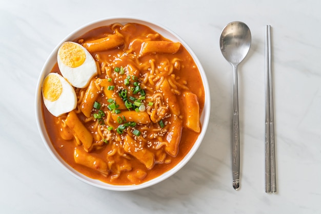 Korean instant noodle and Tteokbokki in Korean spicy sauce, Rabokki. Korean food style