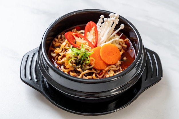 korean instant noodles in black bowl