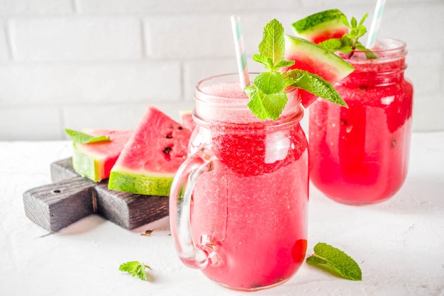 Koude zomer watermeloen smoothie