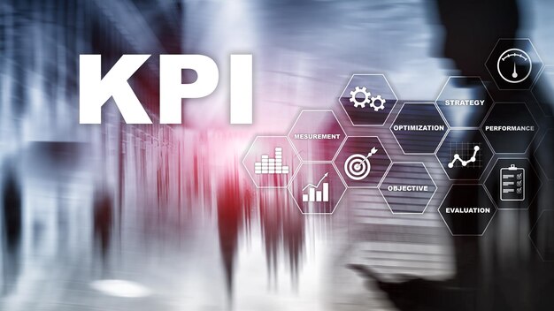KPI 핵심 성과 지표 비즈니스 및 기술 개념 다중 노출 혼합 미디어 흐릿한 배경의 금융 개념