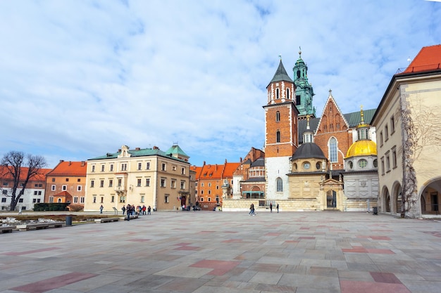 Krakau polen 14 maart 2022 wawel kasteel beroemde bezienswaardigheid in krakau