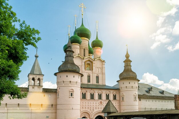 Foto kremlin van de oude stad van rostov groot-rusland