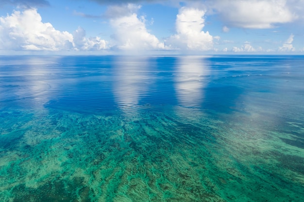 Kristalhelder water op het eiland Ishigaki