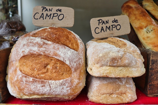 Krokant en heerlijk huisgemaakt boerenbrood