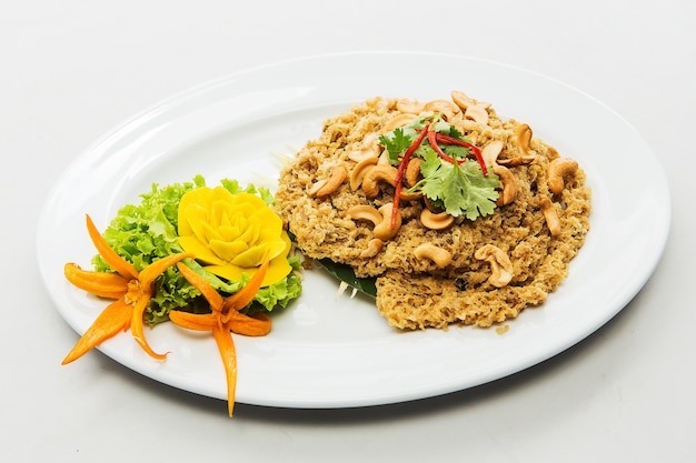 Krokante meerval salade, Thais eten