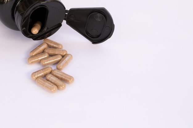 Kruidencapsule voedingssupplement vitaminepil kruidengeneeskunde Tribullus Terrestris