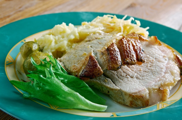 Krustenbraten - Gebraden varkensvlees met knetterende bier. Duitse keuken