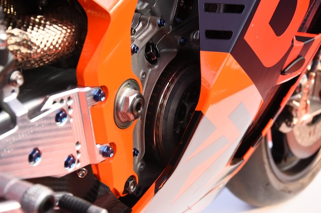 Photo ktm motogp clutch details