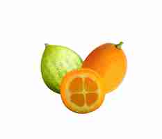 Photo kumquats or cumquats the edible fruit closely resembles the orange in color and shape