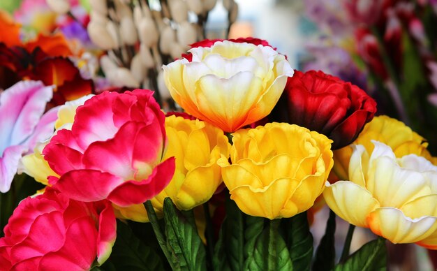 Kunstbloemen voor huisdecoratie