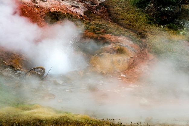 Foto kunstenaarsverfpotten in yellowstone national park