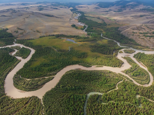 Kurai steppe en Chuya rivier