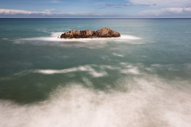 Kustlandschap van Poo de Llanes. Asturië. Spanje.