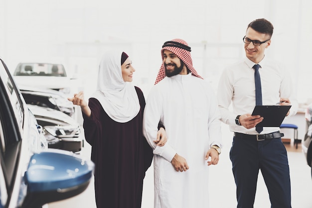 Kuwait Man Buys Car for Woman Happy Dealer Smiles.