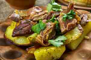 Photo kuzu tandãâ±r - turkish baked lamb with vegetables