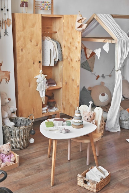 Foto kwekerij interieur houten speelgoed in de kinderkamer