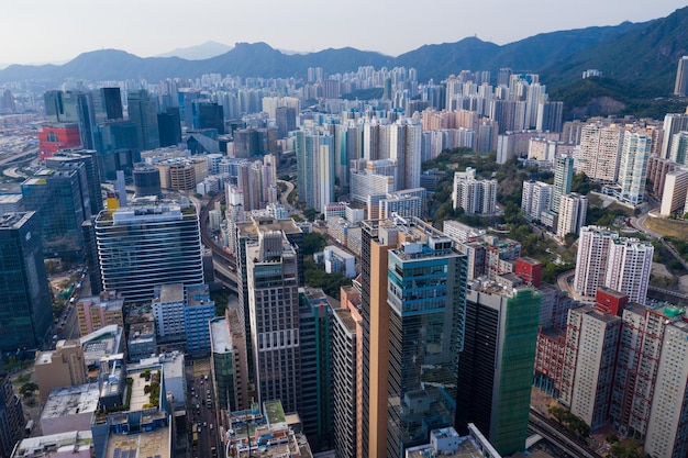 Kwun tong, hong kong 13 april 2020: luchtfoto van de stad hong kong