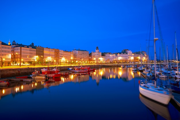 La Coruna-de jachthaven van de zonsonderganghaven in Galicië Spanje