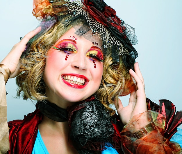 MAQUIAGEM DE BONECA - Maquiagem artística - Doll Makeup