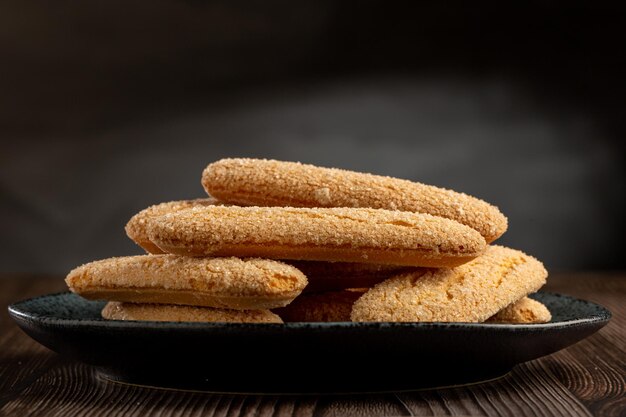 Ladyfingers koekjes op tafel