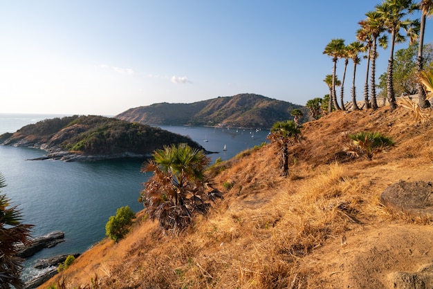 Мыс Лаем Промтхеп, красивые пейзажи и море на море летом