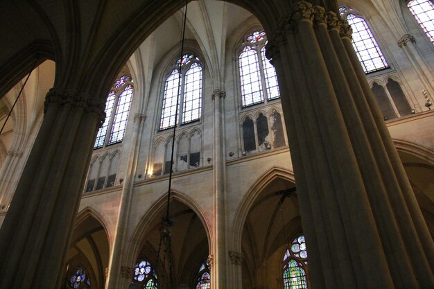 Foto lage hoek van de historische kathedraal