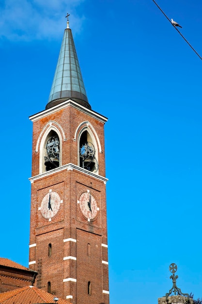 Foto lage hoek van de kerk