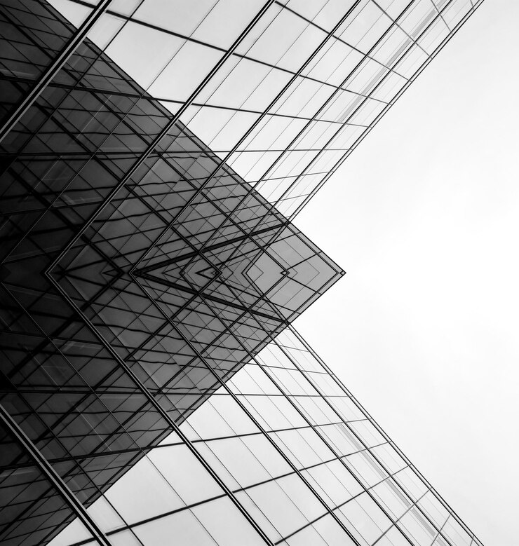 Foto lage hoek van een modern gebouw tegen de lucht
