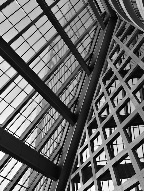 Lage hoek van een modern gebouw
