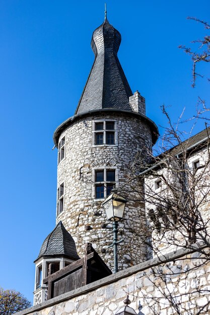 Lage hoek van een toren van het kasteel van stolberg in stolberg eifel duitsland