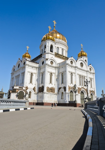 Lage hoekmening van de kathedraal van Christus de Verlosser in Moskou, Rusland