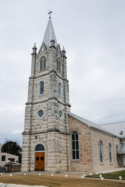 Lage hoekmening van de Lutherse kerk in Fredericksburg, TX, VS