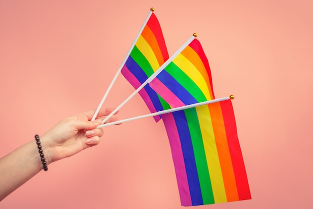 Ritardi della comunità lgbt in una mano