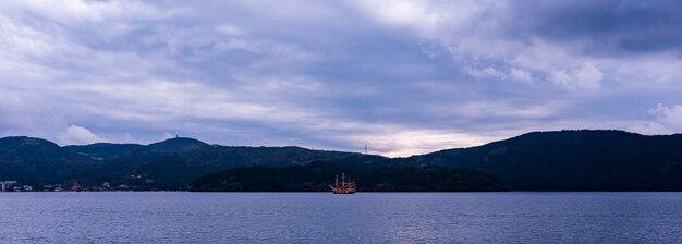 일본 하코네의 아 시노 코 호수