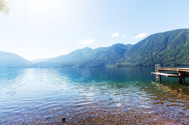 Foto lake crescent in olympic national park, washington, vs